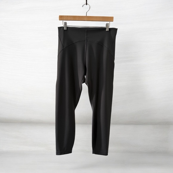 Lululemon Women’s Charcoal Slate Grey Leggings! Size 12! - Picture 2 of 5